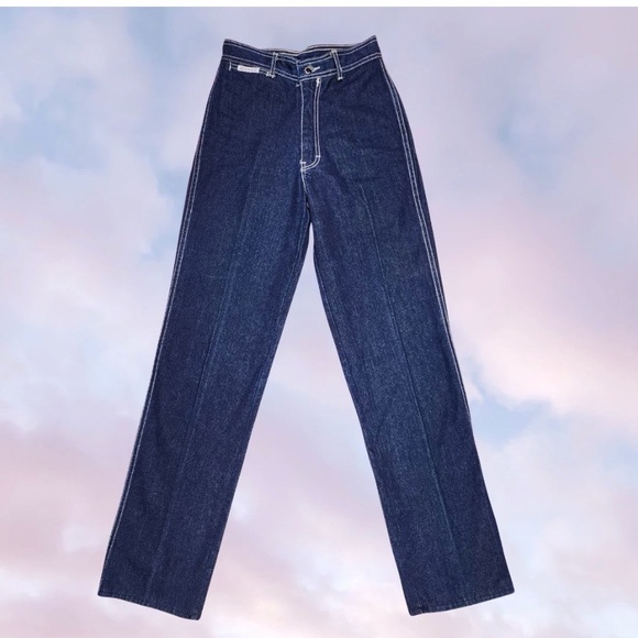 Gitano 90’s women’s jeans 100% cotton. Size 7/8 fits like size 6. - Picture 2 of 3